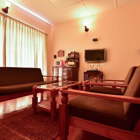 Gudalur  Manalar酒店 客房 照片